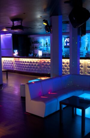 CLASSY MEAL & CLUBBING